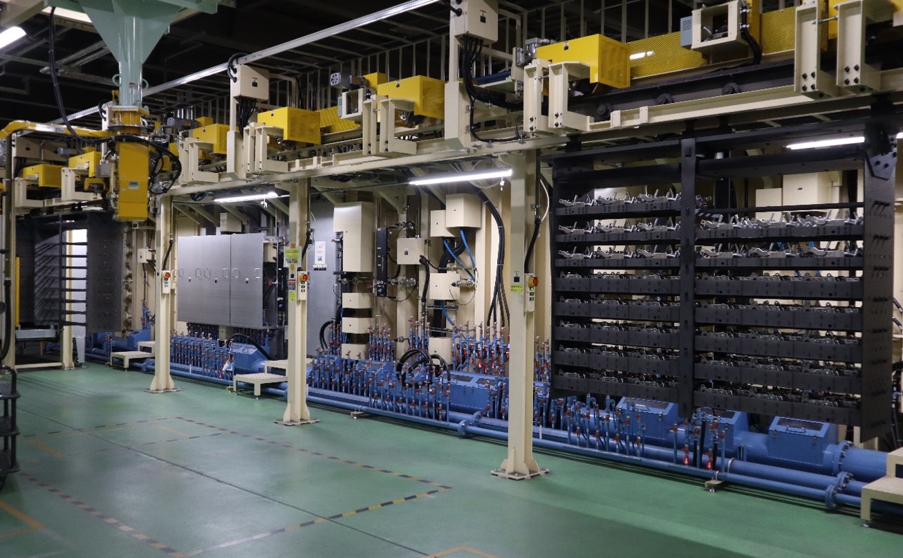 マルヤス工業の製造現場
